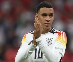 近9次交手7负2平！拜仁该如何赢皇马？3大优势下，这次欧冠不虚