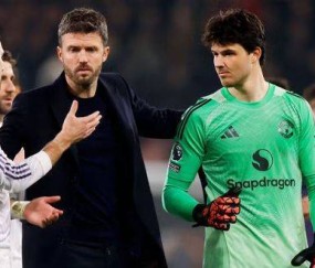 触球比拉门斯还少！曼联巨星全场梦游，卡里克该狠心雪藏他了